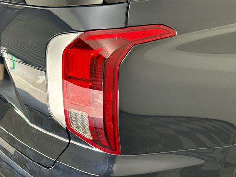 Used 2022 Hyundai Palisade Calligraphy image 34