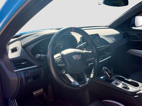 Used 2023 Cadillac CT4 V Blackwing w/ Watkins Glen IMSA Edition image 9