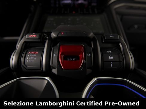 Used 2024 Lamborghini Urus S image 25