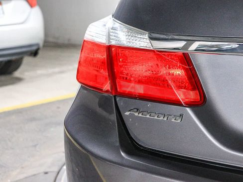 Used 2014 Honda Accord LX image 11