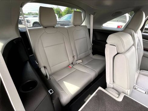 Used 2016 Acura MDX FWD w/ Technology Package image 28