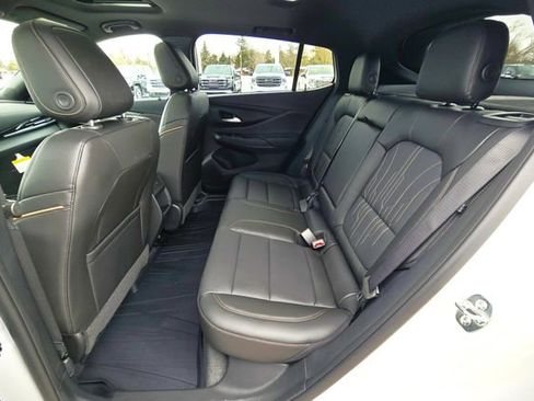 New 2026 Buick Envista Avenir FWD image 13