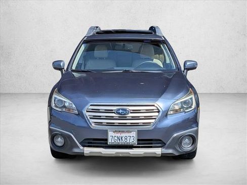 Used 2015 Subaru Outback 3.6R Limited AWD/4WD image 2