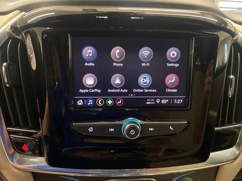 Used 2023 Chevrolet Traverse LS FWD image 20