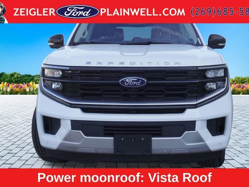 Used 2025 Ford Expedition Max Platinum AWD/4WD image 8