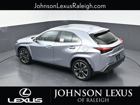 Used 2026 Lexus UX 300h FWD image 26