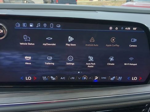 New 2025 Chevrolet Suburban Premier image 13