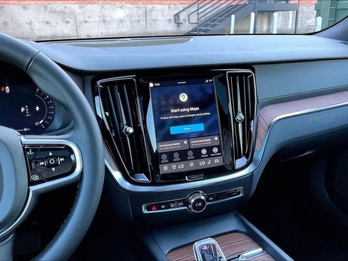 New 2026 Volvo V60 B5 Cross Country Ultra w/ Protection Package Premier image 28