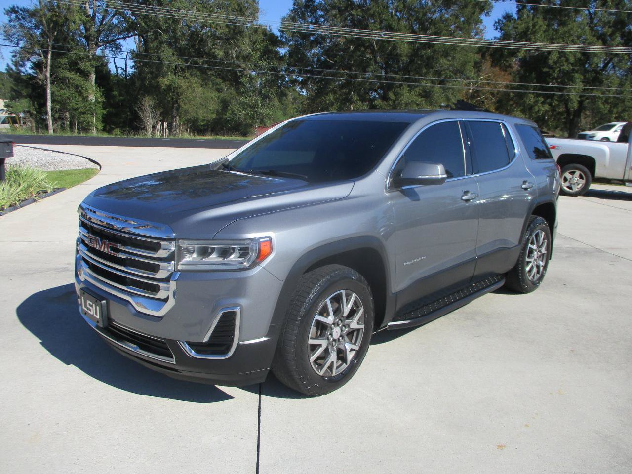Used 2020 GMC Acadia SLE FWD image 4