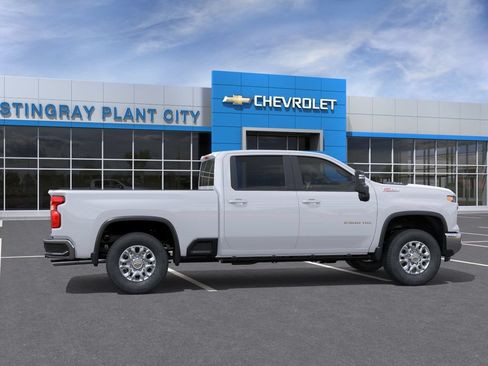 New 2026 Chevrolet Silverado 2500 LT w/ Z71 Off-Road Package AWD/4WD image 5