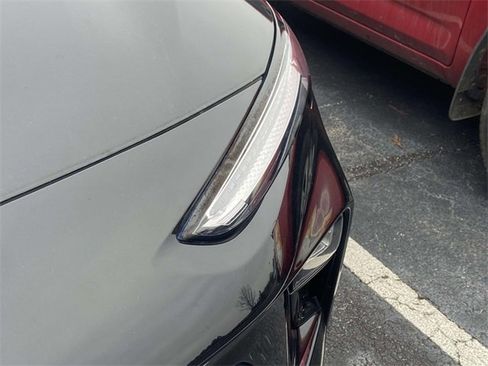 Used 2024 Buick Encore GX Sport Touring w/ Comfort Package image 9