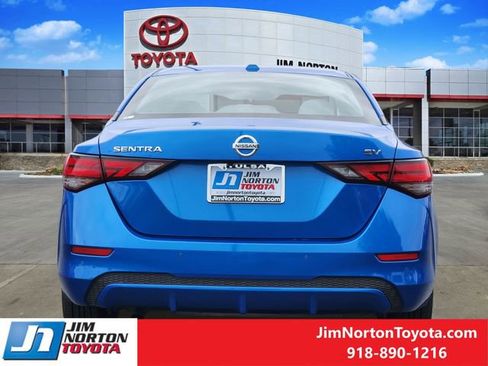 Used 2023 Nissan Sentra SV image 7