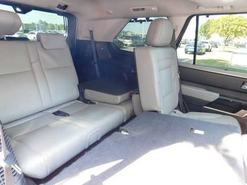 Used 2023 Toyota Sequoia Limited w/ Tow Technology Package RWD image 4