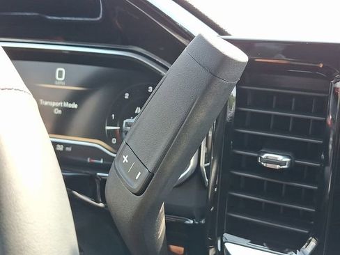 New 2025 GMC Sierra 3500 SLT image 8