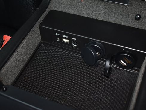 Used 2010 Porsche Cayenne AWD/4WD image 33
