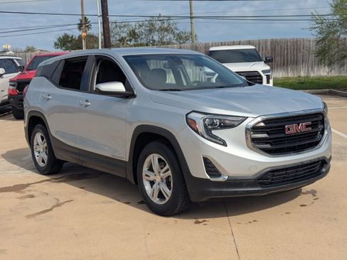 Used 2020 GMC Terrain SLE image 3