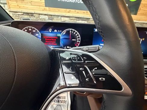 Used 2025 Mercedes-Benz GLE 450e 4MATIC image 27