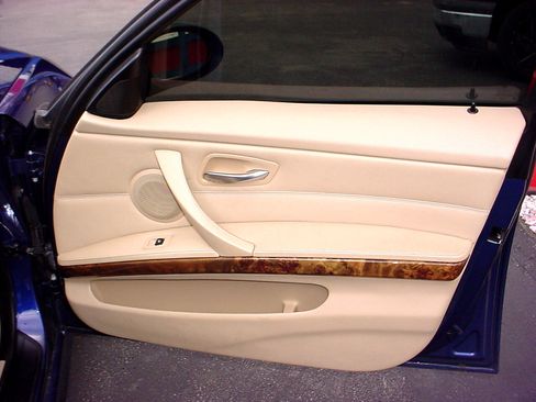 Used 2006 BMW 325xi Sedan image 28