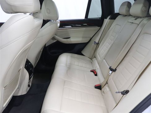 Used 2019 BMW X3 xDrive30i w/ Premium Package image 12
