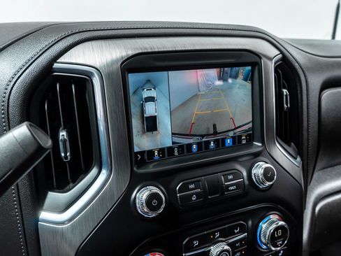 Used 2020 GMC Sierra 2500 Denali w/ Denali Ultimate Package AWD/4WD image 16