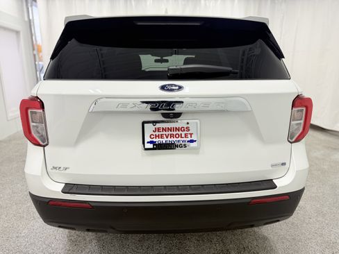 Used 2020 Ford Explorer XLT w/ Comfort Package image 7