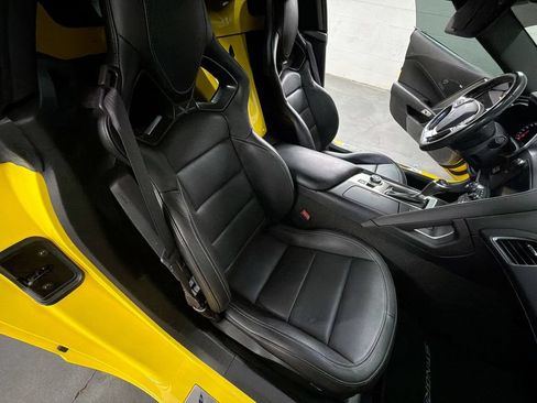 Used 2017 Chevrolet Corvette Stingray Convertible RWD image 24