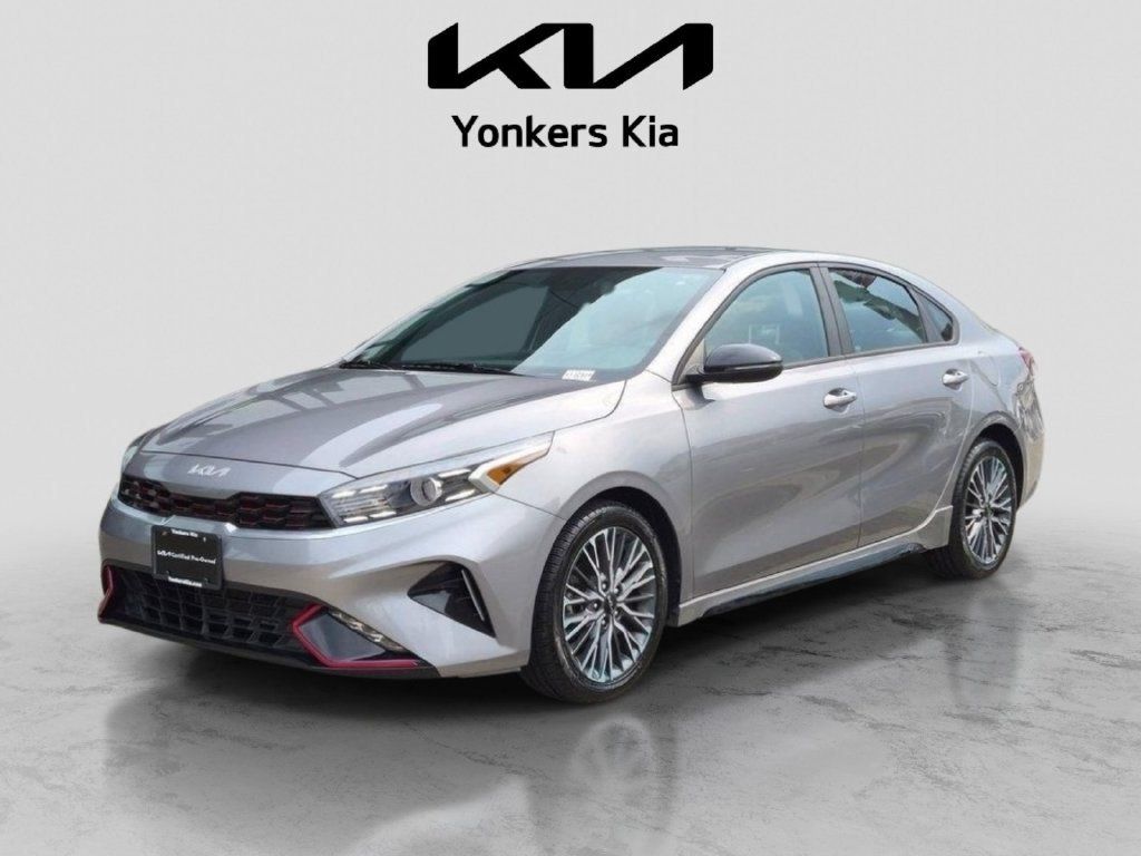 Used 2023 Kia Forte GT-Line FWD image 2