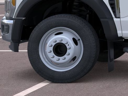 New 2026 Ford F550 2WD Regular Cab Super Duty image 18