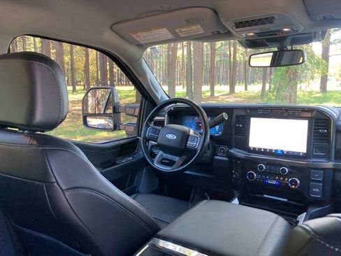 Used 2023 Ford F250 Lariat w/ FX4 Off-Road Package image 26