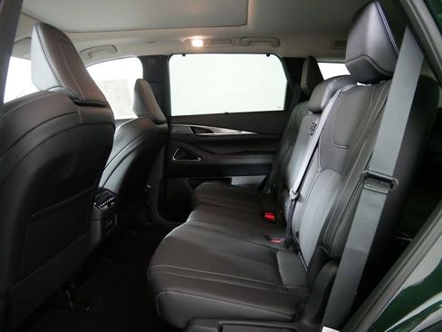 New 2026 INFINITI QX60 Luxe image 14