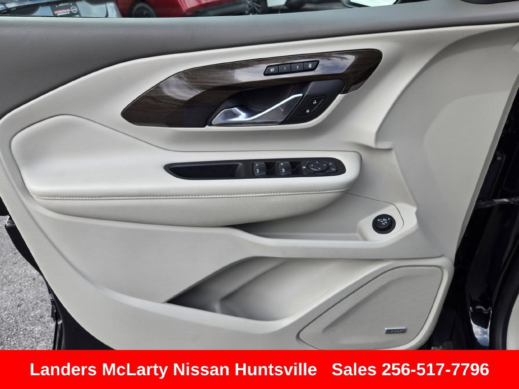 Used 2019 GMC Terrain Denali w/ Advanced Safety Package AWD/4WD image 22