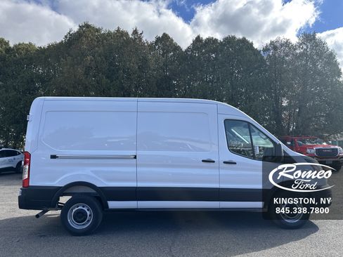 New 2026 Ford Transit 250 148 Medium Roof image 4