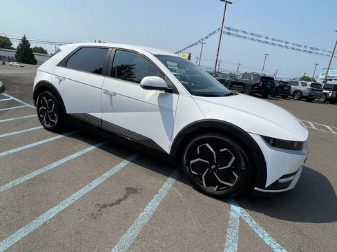 Certified 2024 Hyundai Ioniq 5 SEL RWD image 7