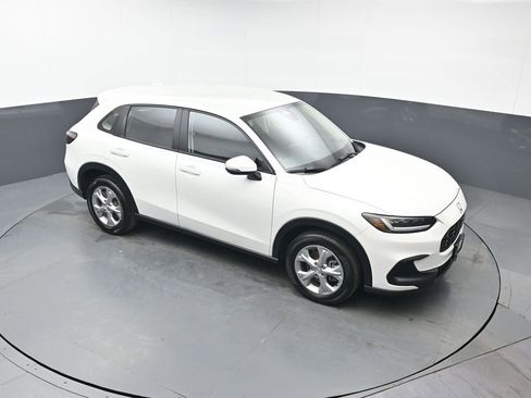 Used 2023 Honda HR-V LX image 37