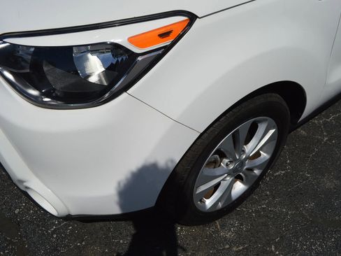 Used 2016 Kia Soul ! FWD image 3