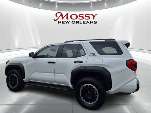 Used 2025 Toyota 4Runner TRD Off-Road image 7