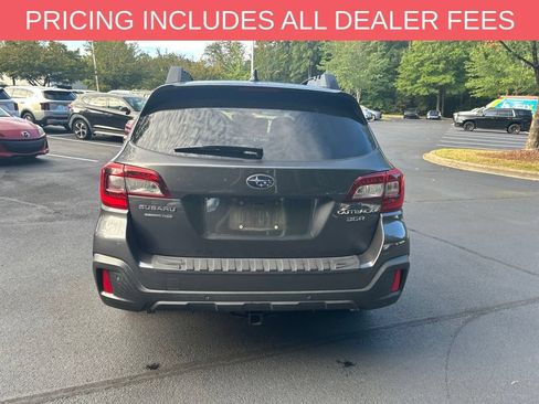 Used 2018 Subaru Outback 3.6R Limited AWD/4WD image 6