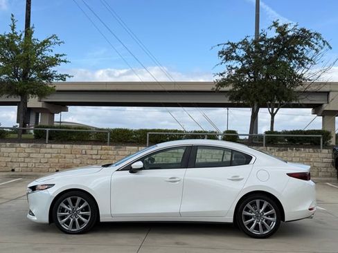 Used 2023 MAZDA MAZDA3 s image 8