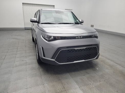 Used 2023 Kia Soul LX image 13