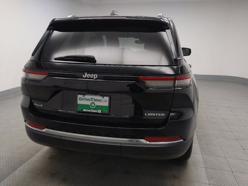 Used 2023 Jeep Grand Cherokee Limited AWD/4WD image 7