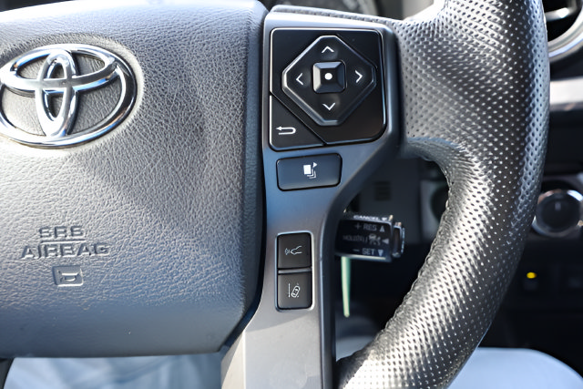 Used 2021 Toyota Tacoma TRD Sport w/ TRD Premium Sport Package AWD/4WD image 29