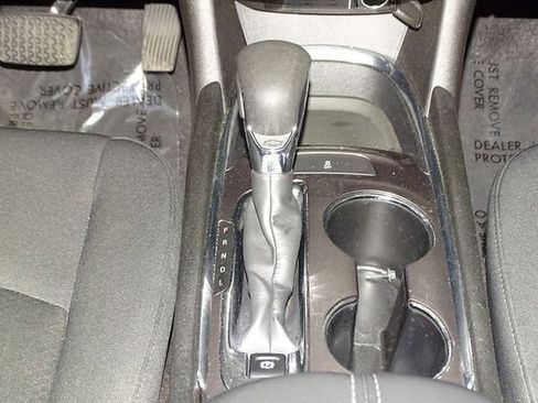 Used 2023 Chevrolet Malibu LT image 38