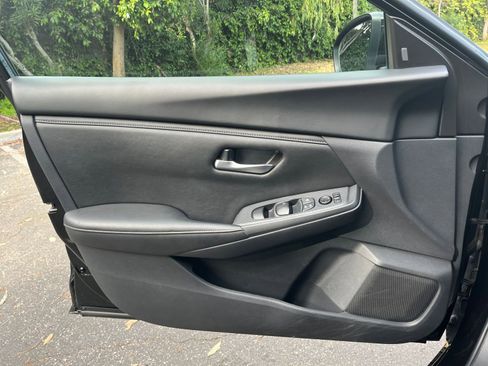 Used 2025 Nissan Sentra SV image 20