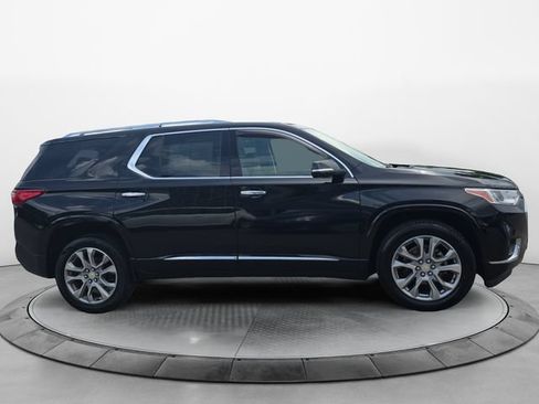 Used 2019 Chevrolet Traverse Premier FWD image 6