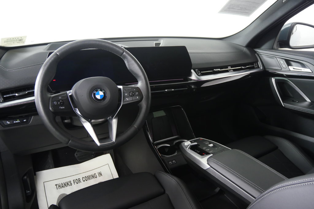 Certified 2025 BMW X2 xDrive28i AWD/4WD image 18