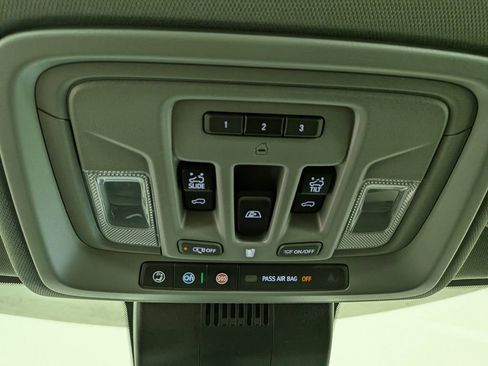 New 2025 GMC Sierra 3500 Denali w/ Denali Reserve Package image 29