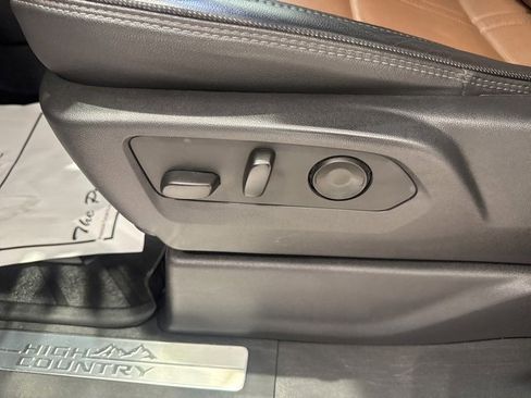 Certified 2023 Chevrolet Silverado 1500 High Country w/ High Country Premium Package image 20