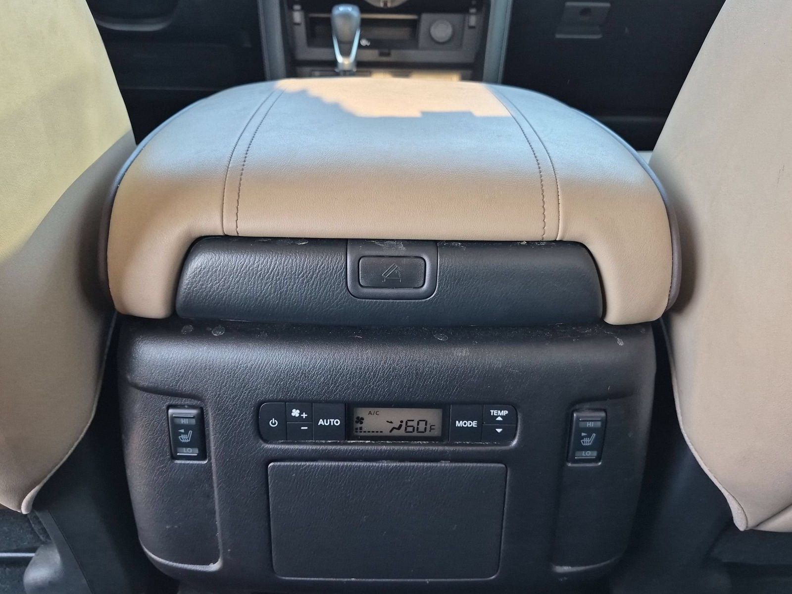 Used 2024 Nissan Armada Platinum w/ Captain's Chairs Package RWD image 26