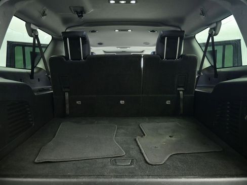 Used 2020 Chevrolet Suburban LT image 72