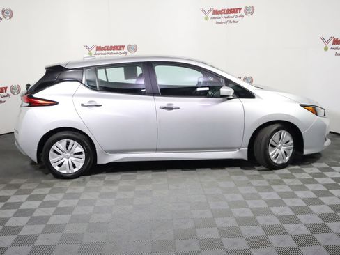 Used 2025 Nissan Leaf S FWD image 3